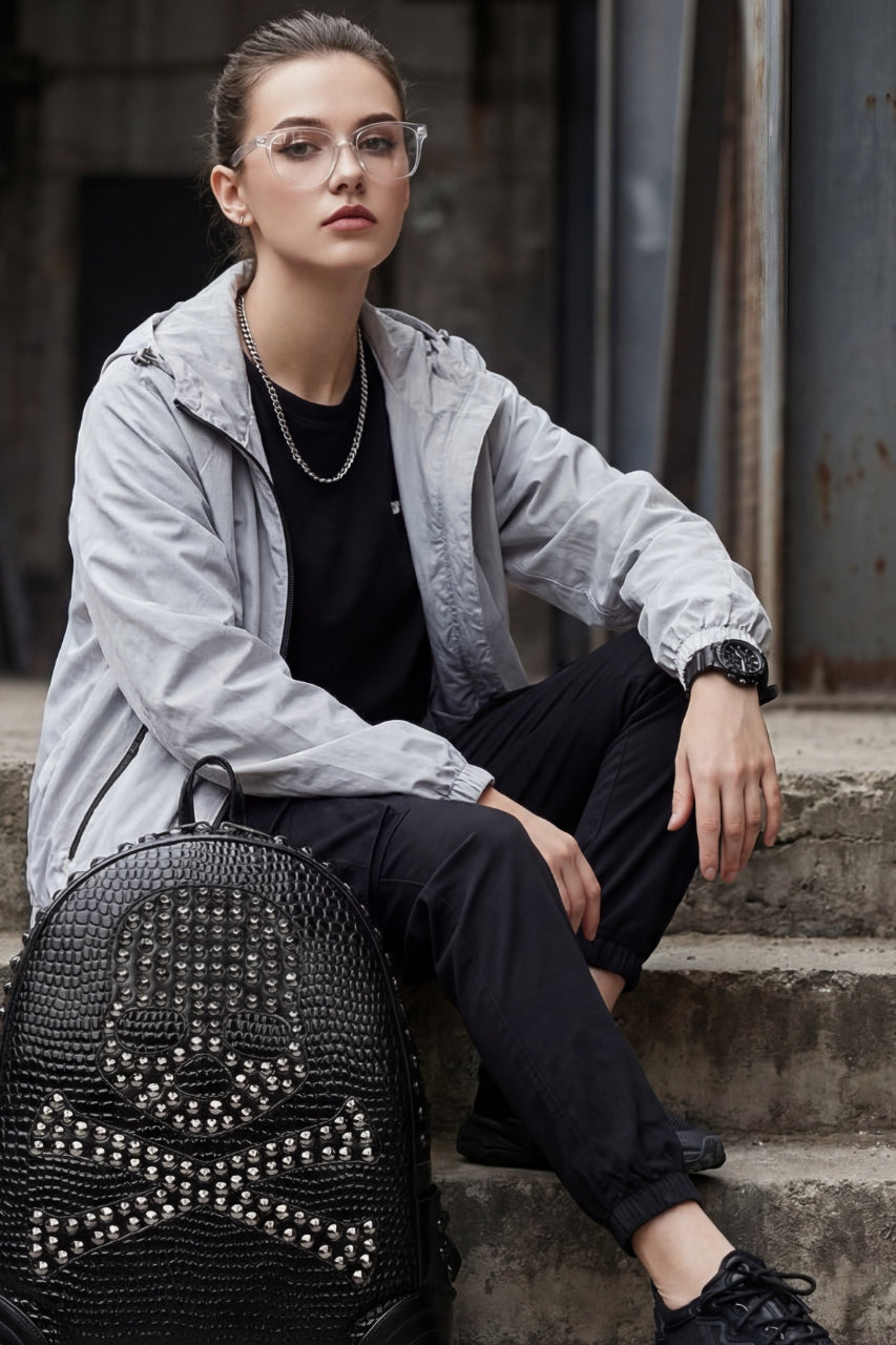 Sac à dos punk en cuir PU noir avec rivets – Design tendance